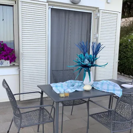 Limonari Bay Villas *
