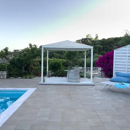 Limonari Bay Villas * Meganisi