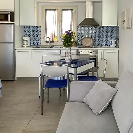 Willa Limonari Bay Villas *