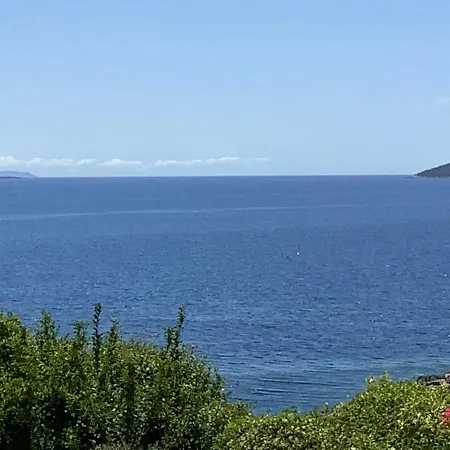 Willa Limonari Bay Villas *
